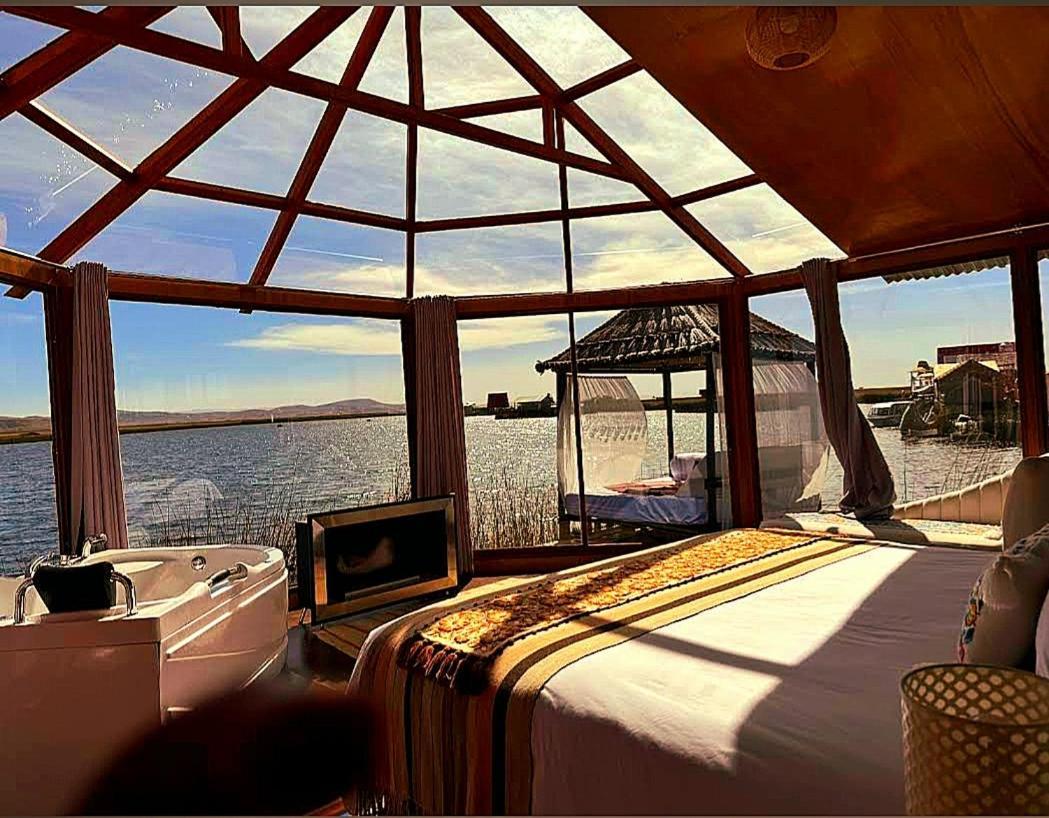 Uros Kay Pacha Lodge Puno Exterior photo