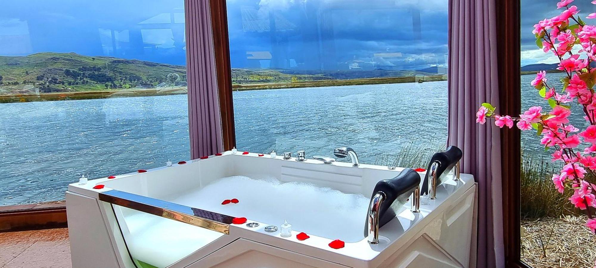 Uros Kay Pacha Lodge Puno Room photo
